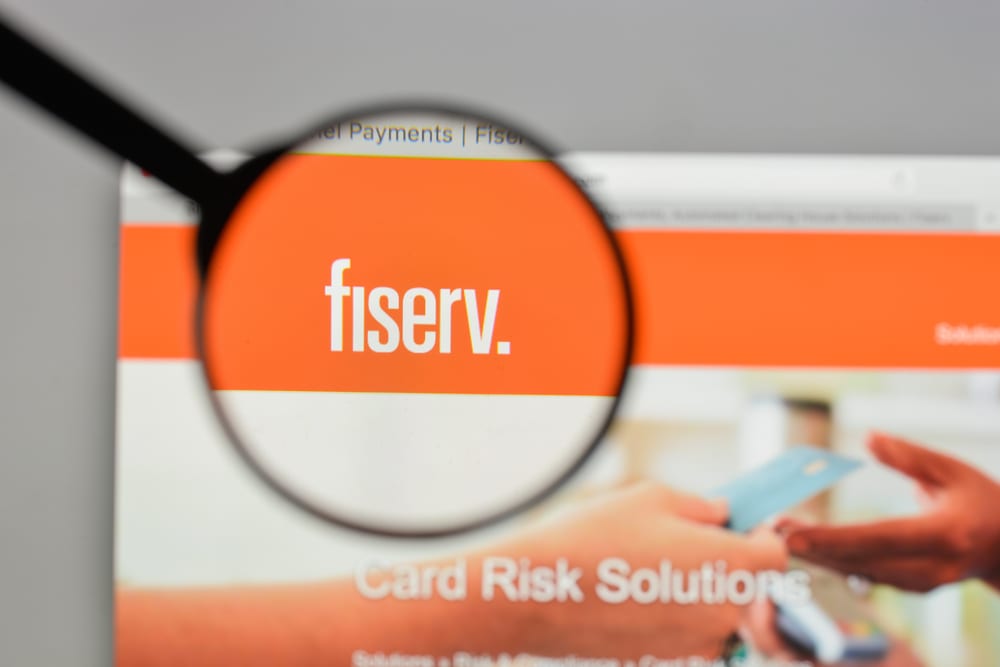A Fiserv most FinTech vállalatoknak segít