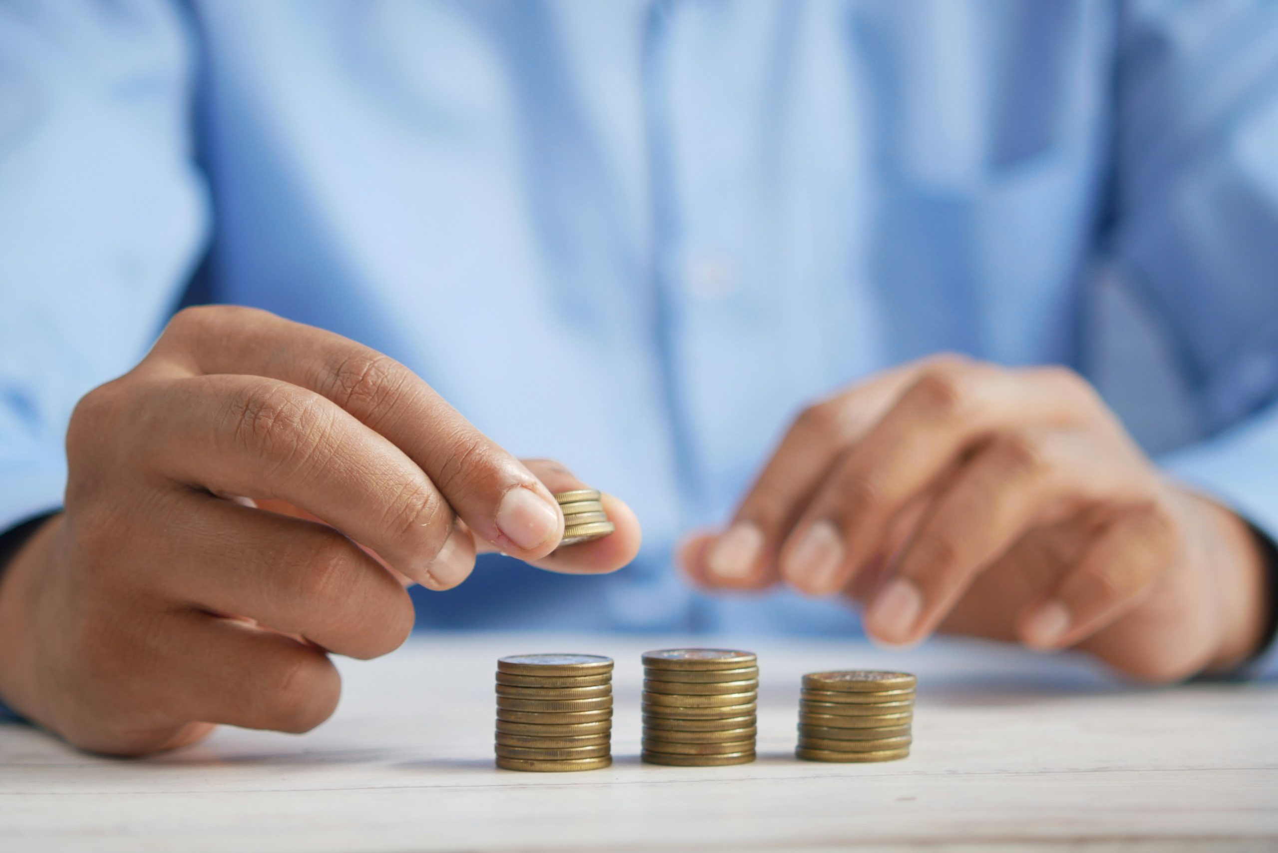 Pénzügyi elnyomás (Financial Repression) – Hogyan csökkenti az állam az adósságot a megtakarítók pénzéből?